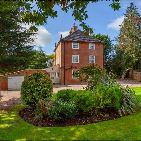 Large Three Storey Georgian House And Gardens Βίλα Wrentham Εξωτερικό φωτογραφία